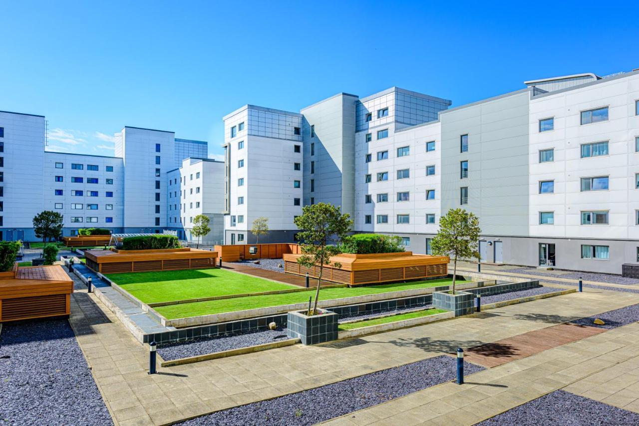 Modern Two Bedroom Apartments Edinburgh Exterior photo